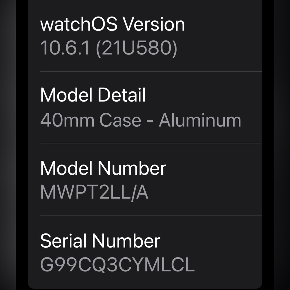 Apple Watch Series 5 With 3 Straps and Charger - Picture 6 of 7